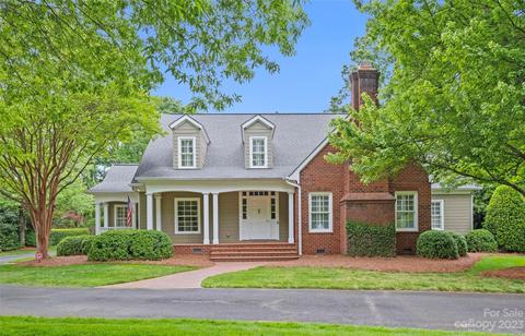 3714 Pelham Ln, Charlotte, NC 28211
