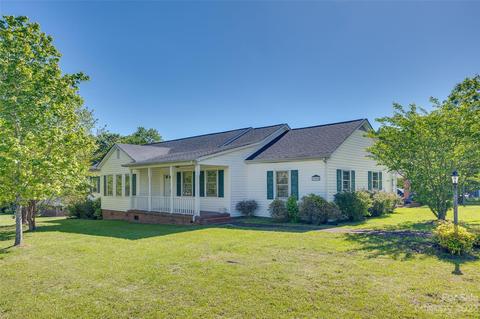 3495 Mt Holly Rd, Edgemoor, SC 29712