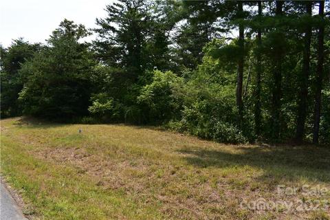 South Pine 15/16 Drive #15/16, Weaverville, NC 28787