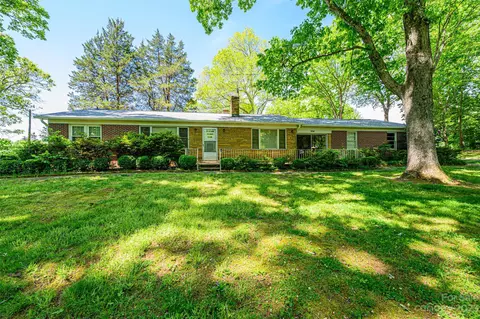4249 Herman Sipe Rd, Conover, NC 28613