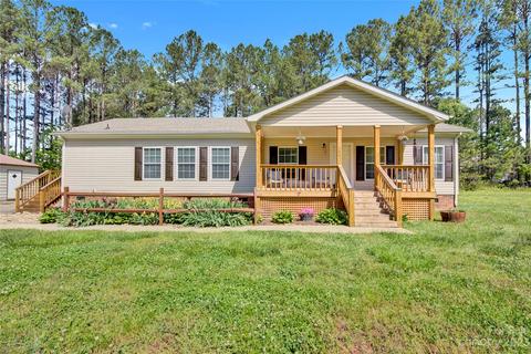 2805 Sweeping Pine Ln, Denver, NC 28037 photo 1