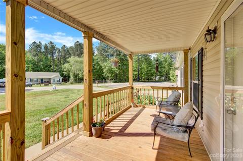 2805 Sweeping Pine Ln, Denver, NC 28037 photo 6