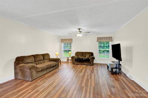2805 Sweeping Pine Ln, Denver, NC 28037 photo 8