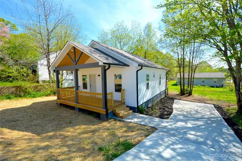 1127 4th St, Statesville, NC 28677