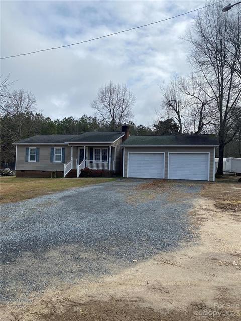 73 Jim Hanna Ln, Wadesboro, NC 28170