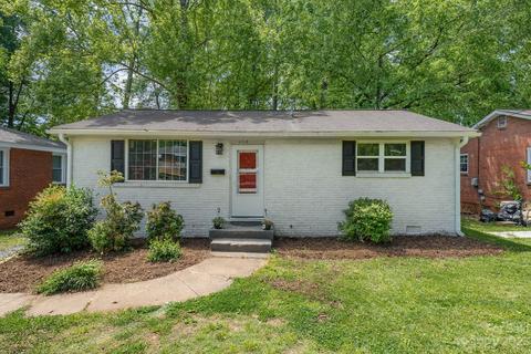 1716 Finchley Dr, Charlotte, NC 28215