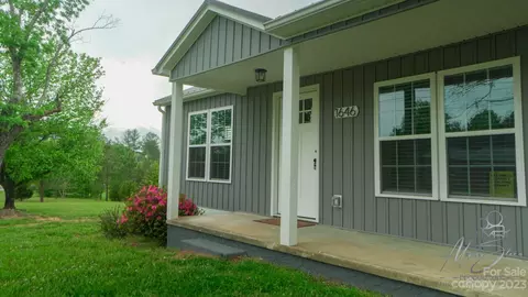 1646 Baton School Rd, Granite Falls, NC 28630