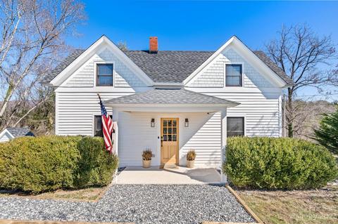 29 S School Rd, Marshall, NC 28753