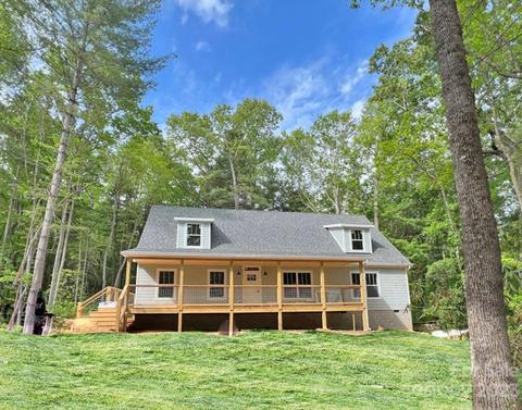 160 Cascade Rdg, Fairview, NC 28730