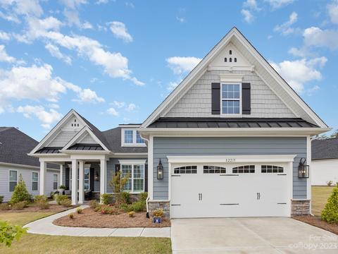 82215 Standing Oak Dr, Charlotte, NC 28278