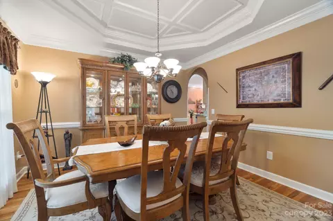 6521 Emory Dr, Hickory, NC 28601 photo 5