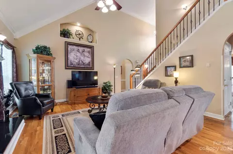 6521 Emory Dr, Hickory, NC 28601 photo 6