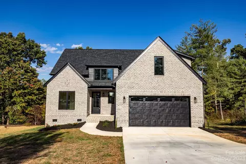 1116 Players Ridge 5 Rd #5, Hickory, NC 28601