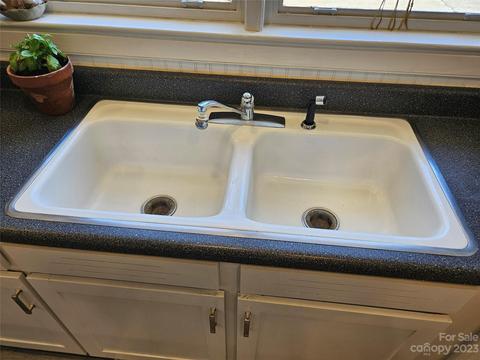 3209 Us 70 Hwy E, Morganton, NC 28655 photo 10
