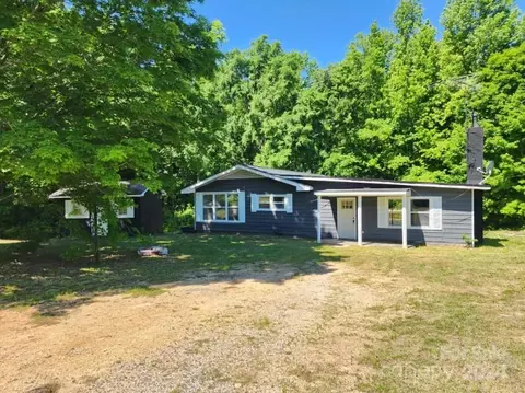 1004 Columbia Rd, Chester, SC 29706