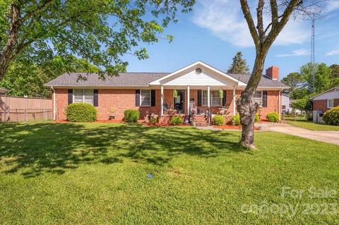 521 Mcdowell Dr, Chester, SC 29706