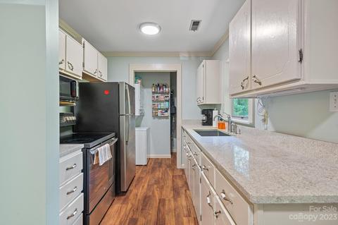 10931 Archer Rd, Davidson, NC 28036 photo 2