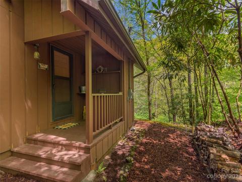 292 Doubletop Trl, Sylva, NC 28779 photo 2