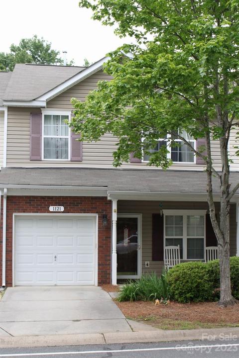 1121 Geyser Ct, Fort Mill, SC 29715