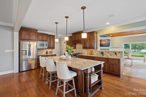 21206 Captiva Ct, Cornelius, NC 28031 photo 15