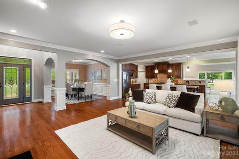 21206 Captiva Ct, Cornelius, NC 28031 photo 11