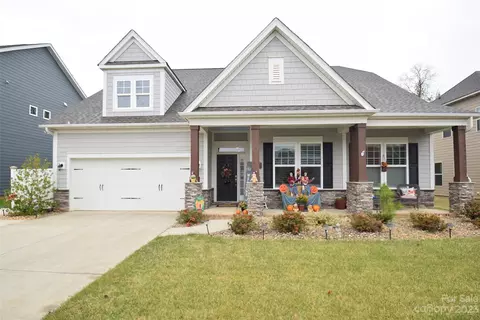 1849 Painted Horse Dr, Indian Trail, NC 28079
