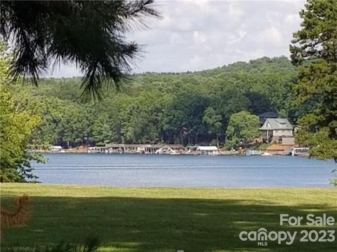 118 Gatlin 10 Knl #10, Badin Lake, NC 28127