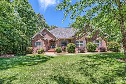 404 Foxglove Ln, Indian Trail, NC 28079