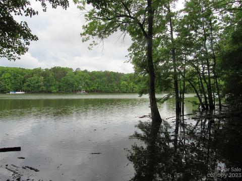 668 Scout Rd #34, Lexington, NC 27292