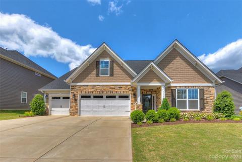 8322 Sandstone Crest Ln, Indian Land, SC 29707