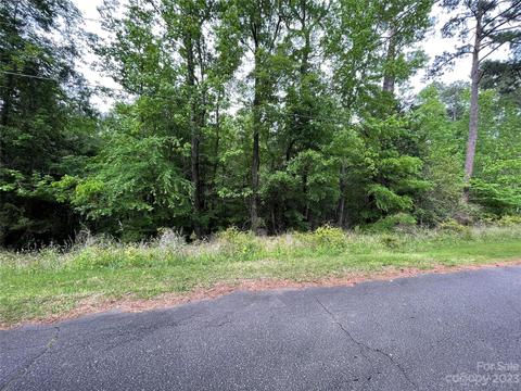000 Hollybrook Dr, Great Falls, SC 29055