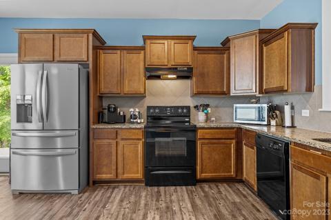 2405 Grinstead Ct, Clover, SC 29710 photo 16