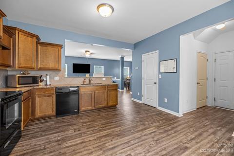 2405 Grinstead Ct, Clover, SC 29710 photo 15