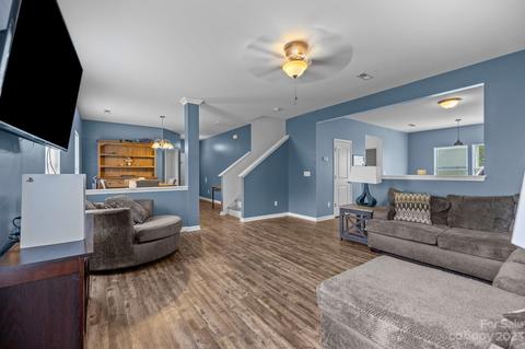 2405 Grinstead Ct, Clover, SC 29710 photo 5