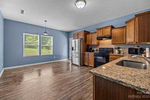 2405 Grinstead Ct, Clover, SC 29710 photo 14