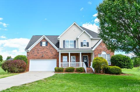 2820 Loxdale Farms Dr, Monroe, NC 28110