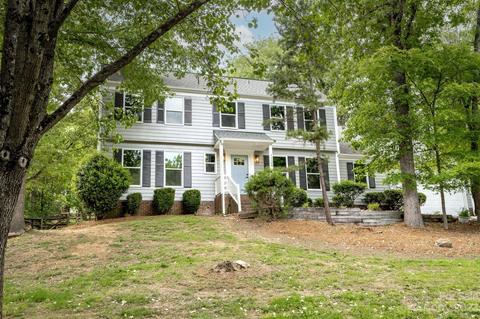 1124 Somersby Ln, Matthews, NC 28105