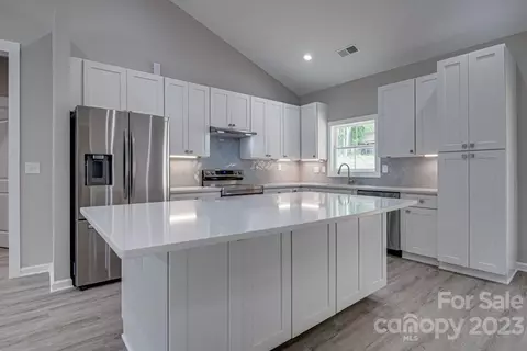 1875 Sardis Dr, Lancaster, SC 29720 photo 6