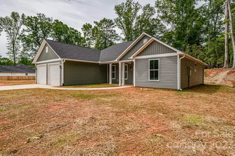 1875 Sardis Dr, Lancaster, SC 29720 photo 2