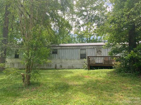 718 Hood Park Ln, Lancaster, SC 29720