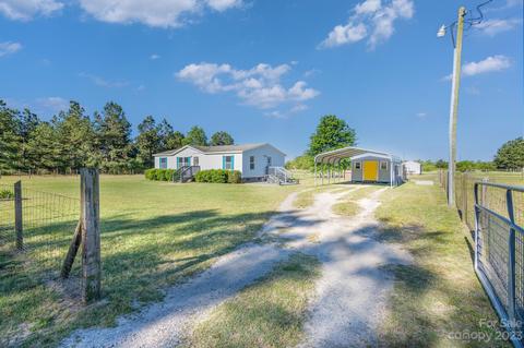 1105 Pit A Tat Rd, Kershaw, SC 29067