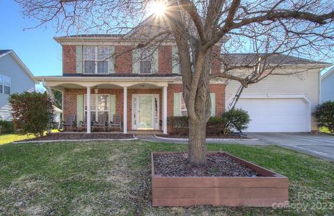1013 Enderbury Dr, Indian Trail, NC 28079
