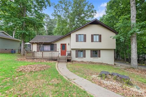 2130 Manawa Ln, Tega Cay, SC 29708