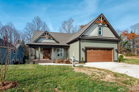 25 E Williams Meadow 14 13 Ct #14, 13, Hendersonville, NC 28739