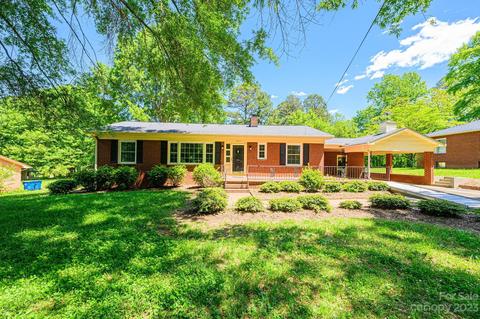 1007 E Klutz St, Maiden, NC 28650