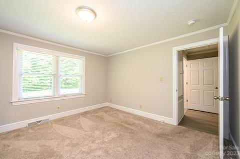 1007 E Klutz St, Maiden, NC 28650 photo 28