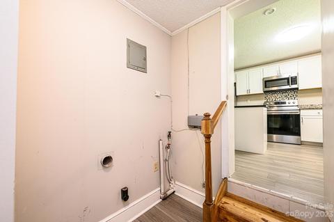 1007 E Klutz St, Maiden, NC 28650 photo 18