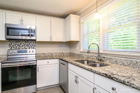 1007 E Klutz St, Maiden, NC 28650 photo 15
