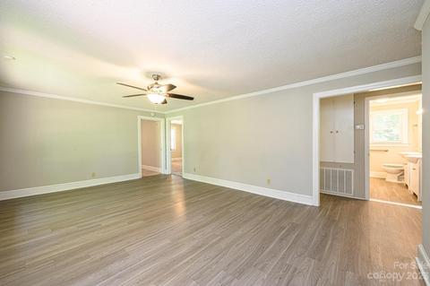 1007 E Klutz St, Maiden, NC 28650 photo 5