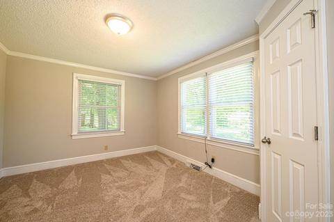 1007 E Klutz St, Maiden, NC 28650 photo 32